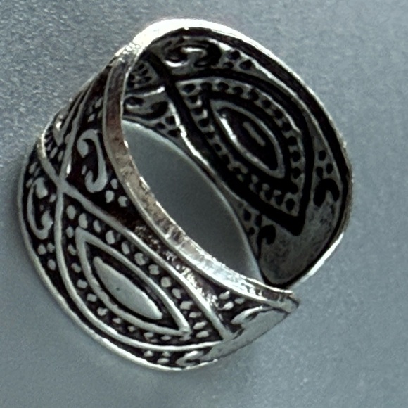 Sterling Silver Patterned Wide Ear Cuff - Picture 6 of 10